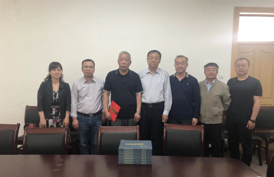 https://mmbiz.qpic.cn/sz_mmbiz_jpg/iaqT7d1KrupMCNKEiapRICe9pp0pZQMoQlqUNFiarUO8e1E87zd6x9YKIYXdfiaUUH82ujDMzN3fkEuvAxkia4icQZ0g/640?wx_fmt=jpeg