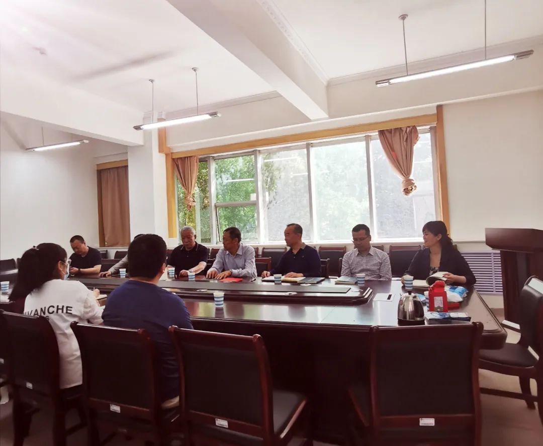 https://mmbiz.qpic.cn/sz_mmbiz_jpg/iaqT7d1KrupMCNKEiapRICe9pp0pZQMoQl6GP5Z1UBy91GQc472On5YhbVQ2tiaicp6xKDrg1UHK9EC0lELVhznibtQ/640?wx_fmt=jpeg